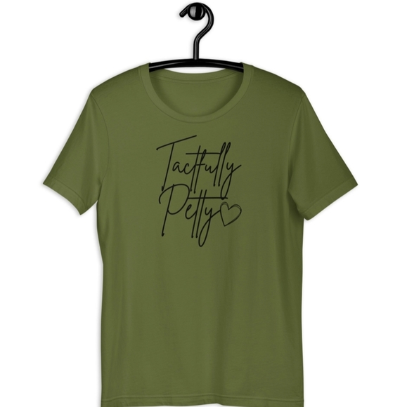 🚨 Tactfully Petty Olive Green T-Shirt - Picture 1 of 3